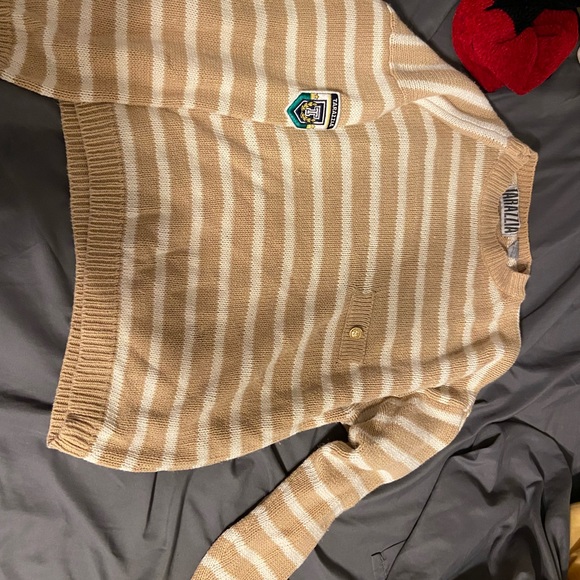 Sweaters, dresses, tanks, jackets all in good condition slightly worn - Picture 2 of 9